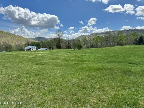 $315,000 | 112 Shiloh Road, Allred, TN 38542
