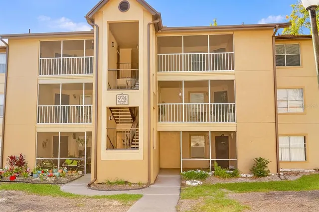 $1,300 | 974 Leeward Place, Unit 303, Altamonte Springs, FL 32714