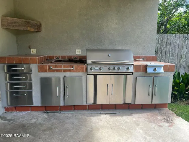 $2,950 | 301 N Mall, Lafayette, LA 70503