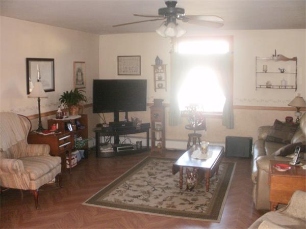 49 Dickinson Street Fall River, MA 02721 - Photo 12 of 12 Gallery Image 12