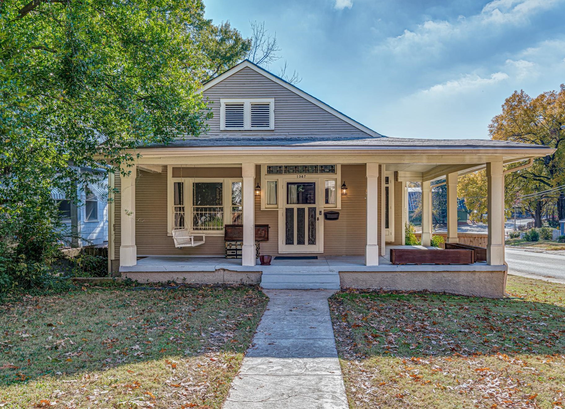 1347 Harbert Avenue, Memphis, TN 38104 Compass