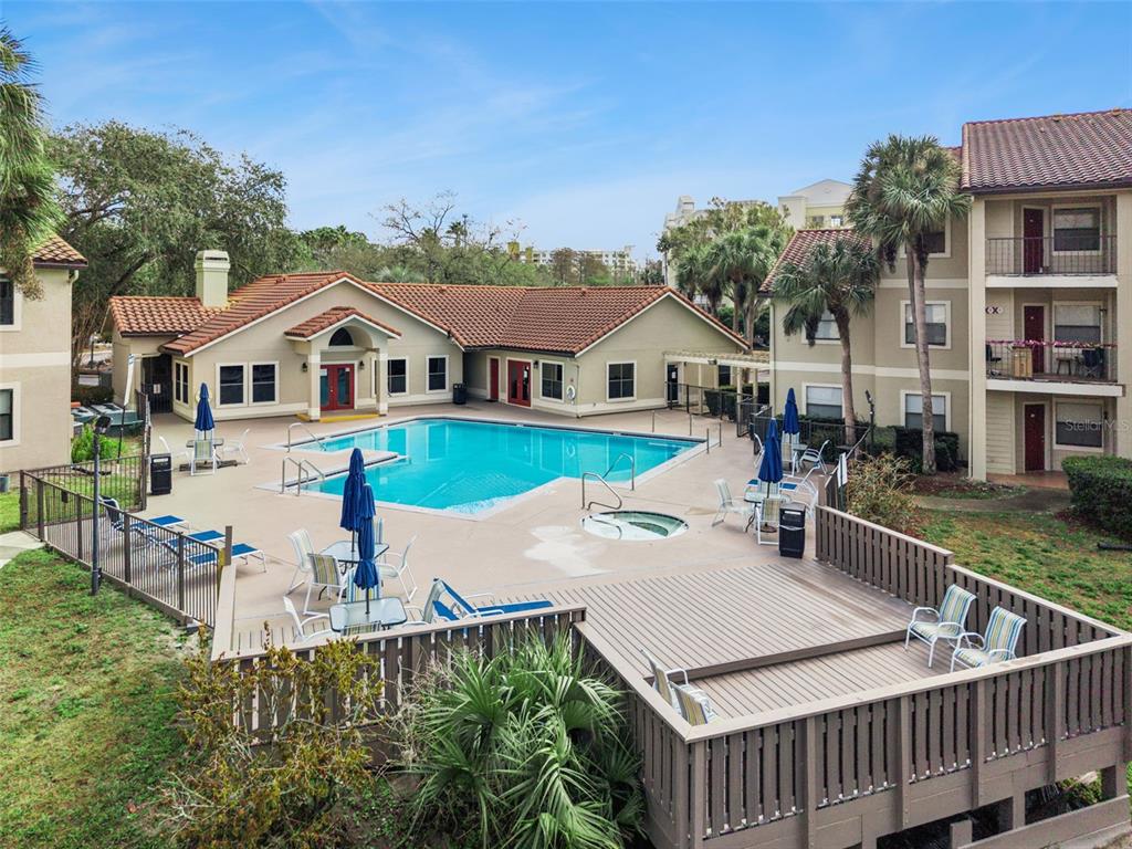 3032 Parkway Boulevard, Unit 305 Kissimmee, FL 34747 - Photo 21 of 40 a front view of a house with garden