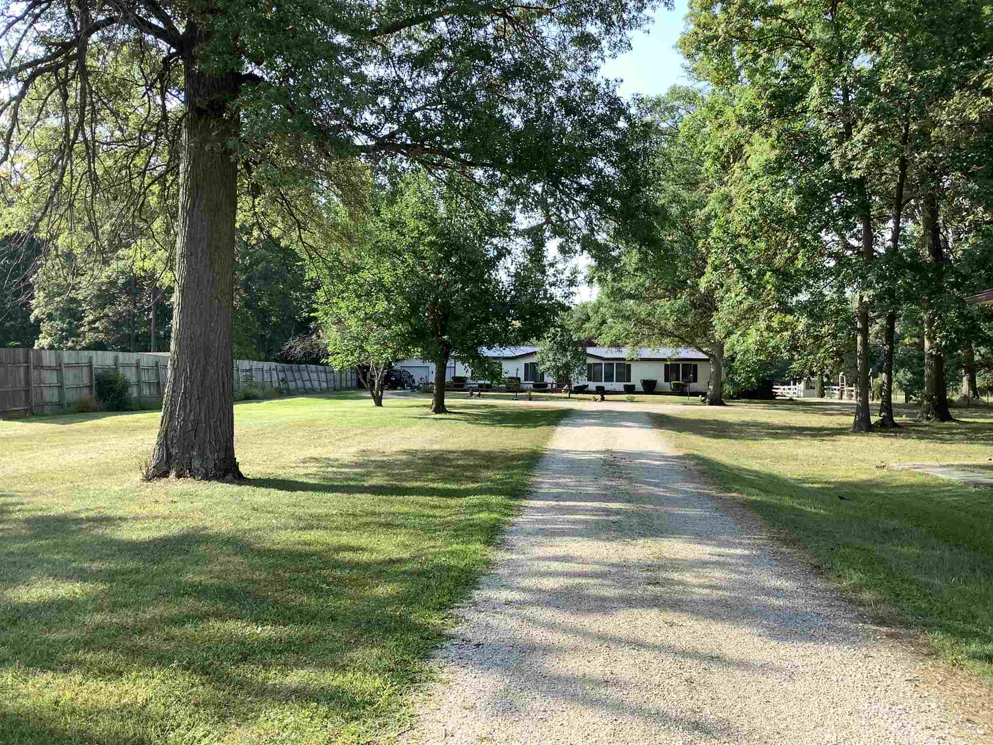3414 Highway 224 Decatur, IN 46733 - Photo 11 of 31