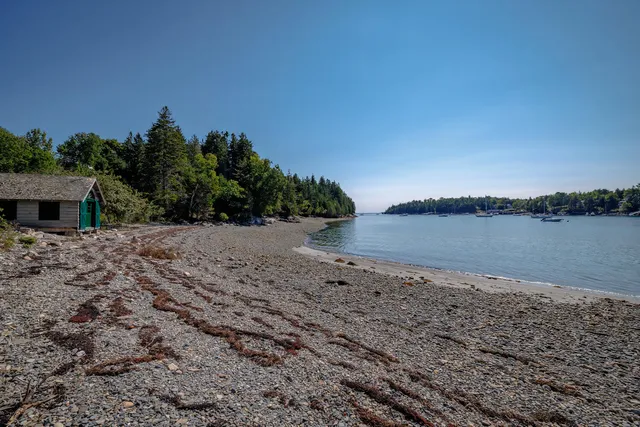 $6,200,000 | 87 Peabody Drive, Mount Desert, ME 04662