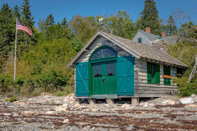 $6,200,000 | 87 Peabody Drive, Mount Desert, ME 04662