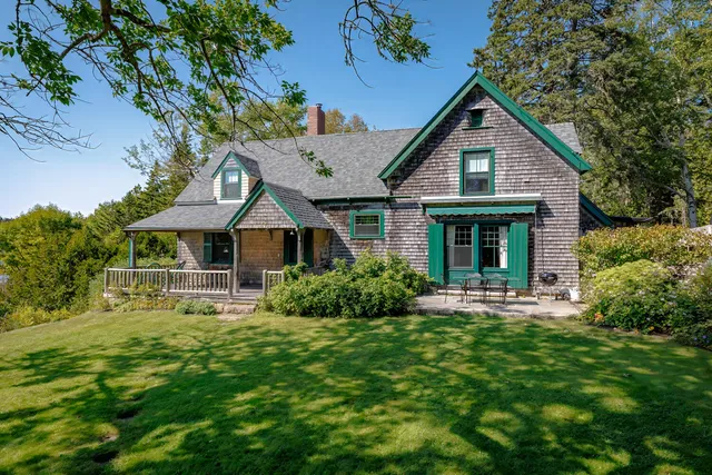 $6,200,000 | 87 Peabody Drive, Mount Desert, ME 04662