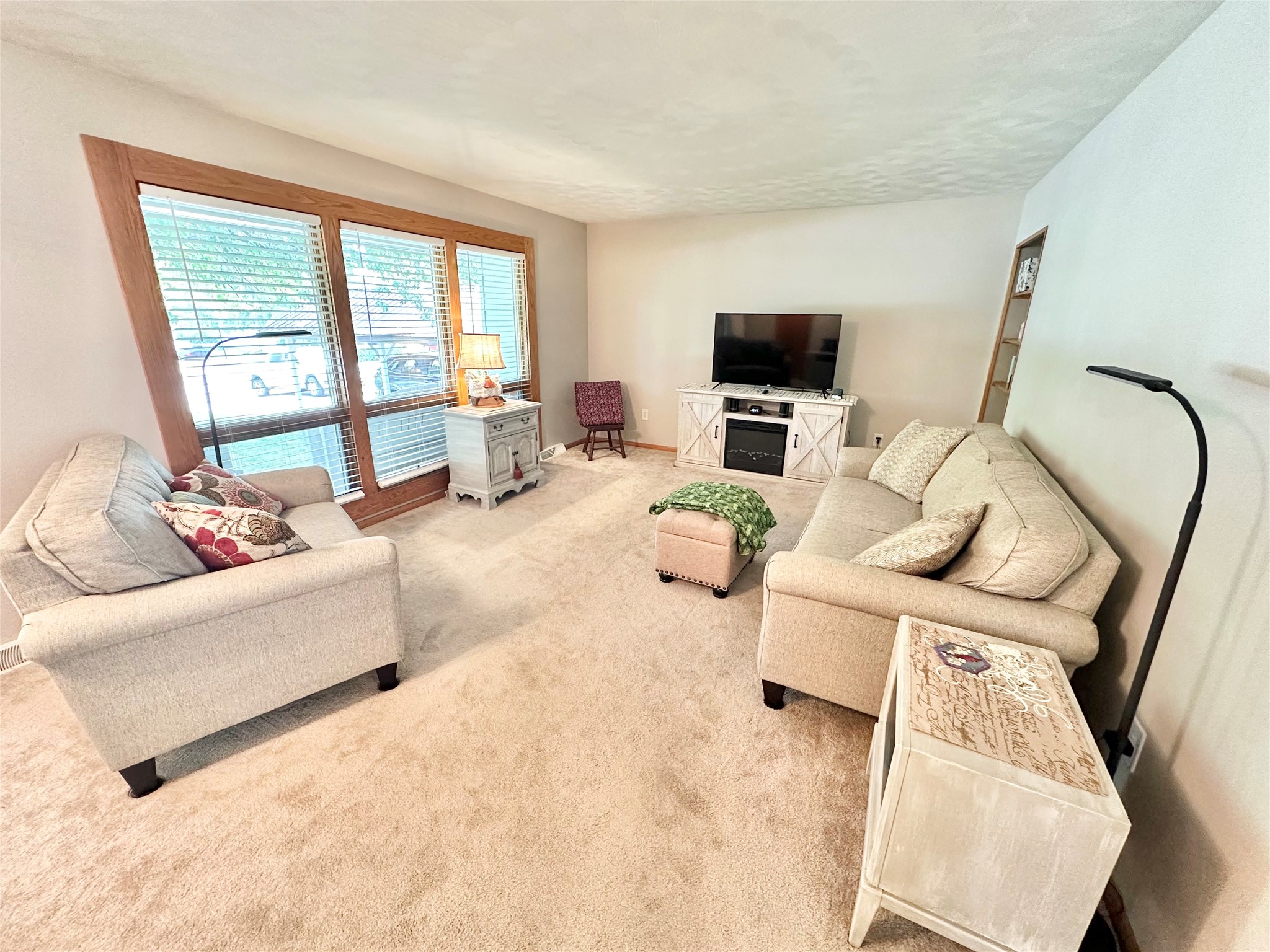 2524 Saltsman Road Erie, PA 16510 - Photo 11 of 48 Gallery Image 11