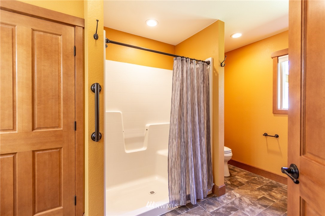 3444 Friendly Grove Road Northeast Olympia, WA 98506 - Photo 22 of 40 Gallery Image 22