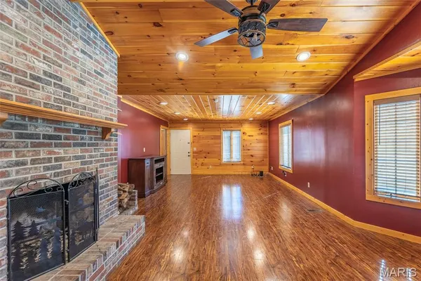 $449,900 | 696 Radcliff Lane, Poplar Bluff, MO 63901