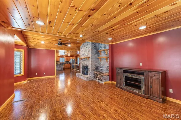 $449,900 | 696 Radcliff Lane, Poplar Bluff, MO 63901