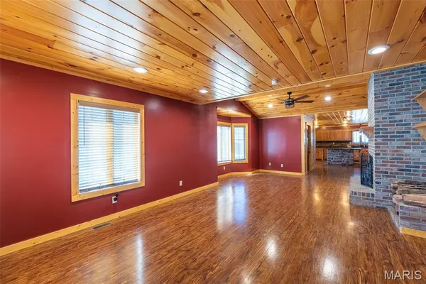 $449,900 | 696 Radcliff Lane, Poplar Bluff, MO 63901