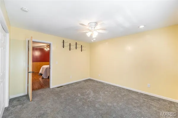 $449,900 | 696 Radcliff Lane, Poplar Bluff, MO 63901