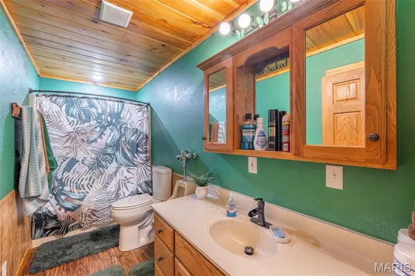 $449,900 | 696 Radcliff Lane, Poplar Bluff, MO 63901