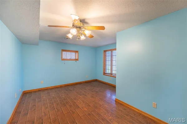 $449,900 | 696 Radcliff Lane, Poplar Bluff, MO 63901