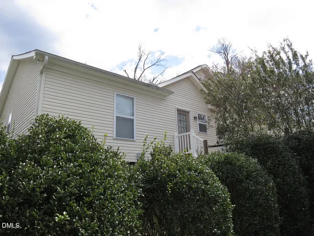 $1,890 | 314 Davie Road, Unit B, Carrboro, NC 27510