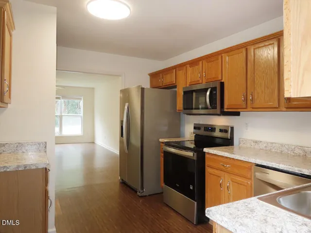 $1,890 | 314 Davie Road, Unit B, Carrboro, NC 27510