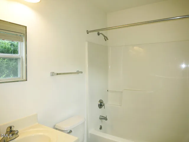 $1,890 | 314 Davie Road, Unit B, Carrboro, NC 27510