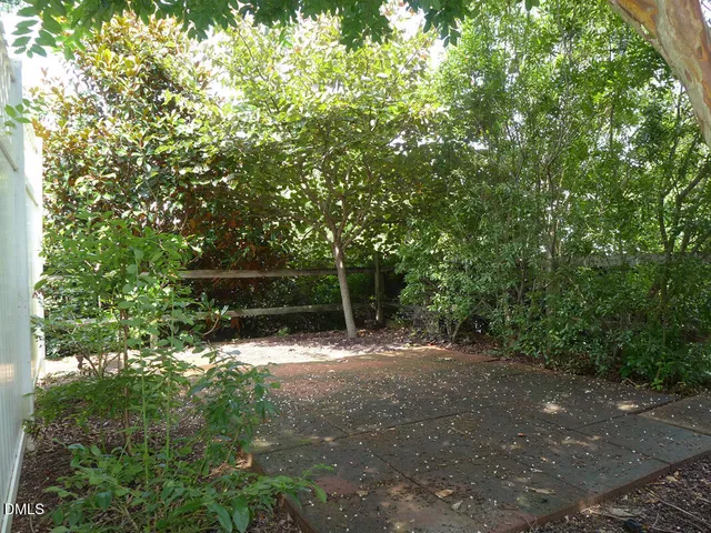 $1,890 | 314 Davie Road, Unit B, Carrboro, NC 27510