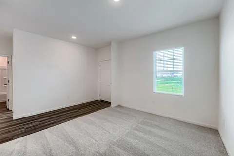 $2,250 | 124 Mullen Way, Taylor, TX 76574
