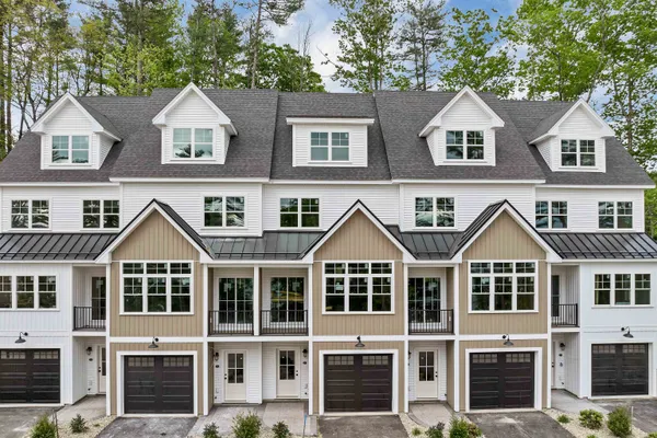 $799,900 | 60 White Oaks Road, Unit 25, Laconia, NH 03246