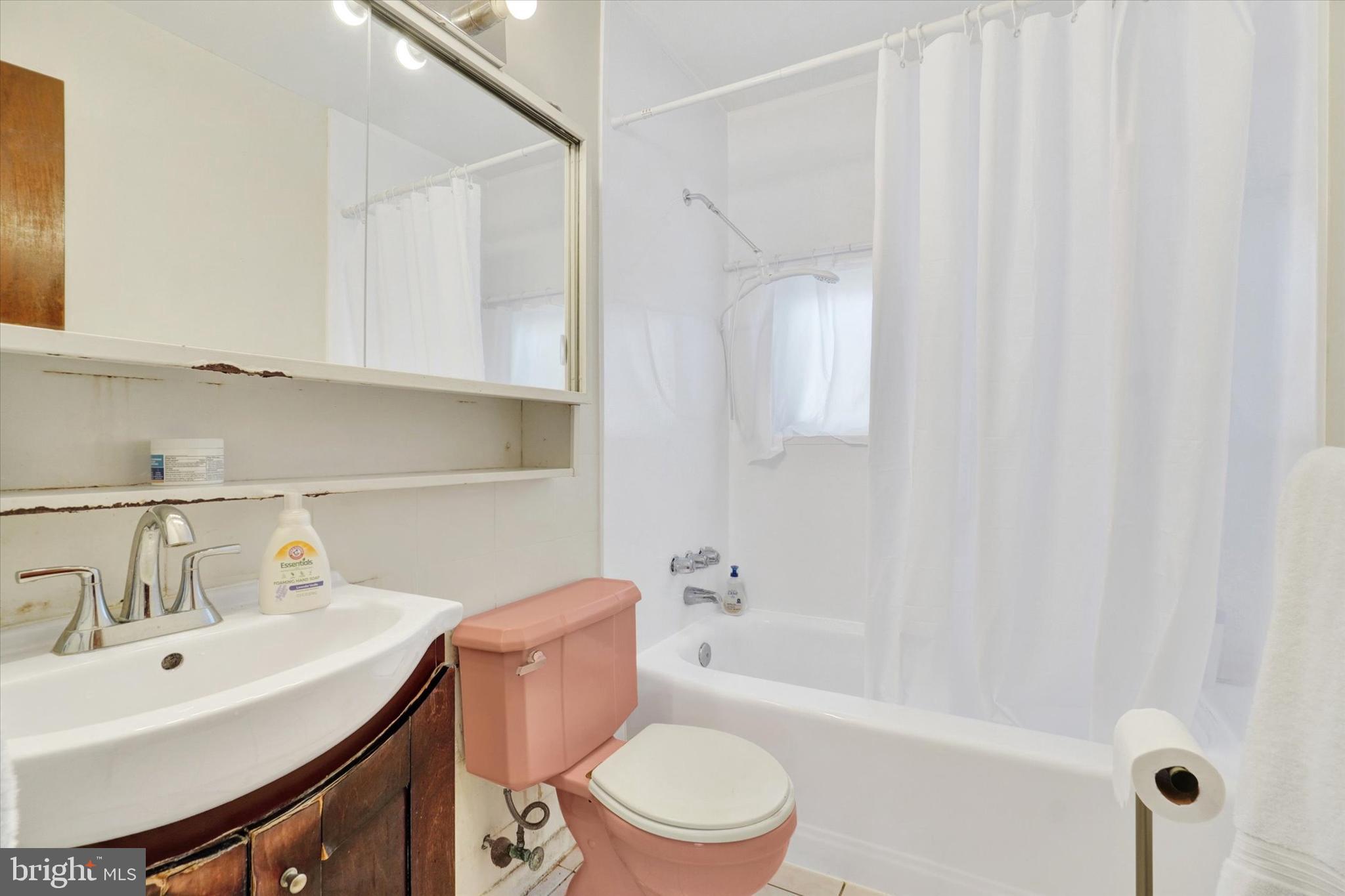 827 Fireside Road York, PA 17404 - Photo 12 of 21