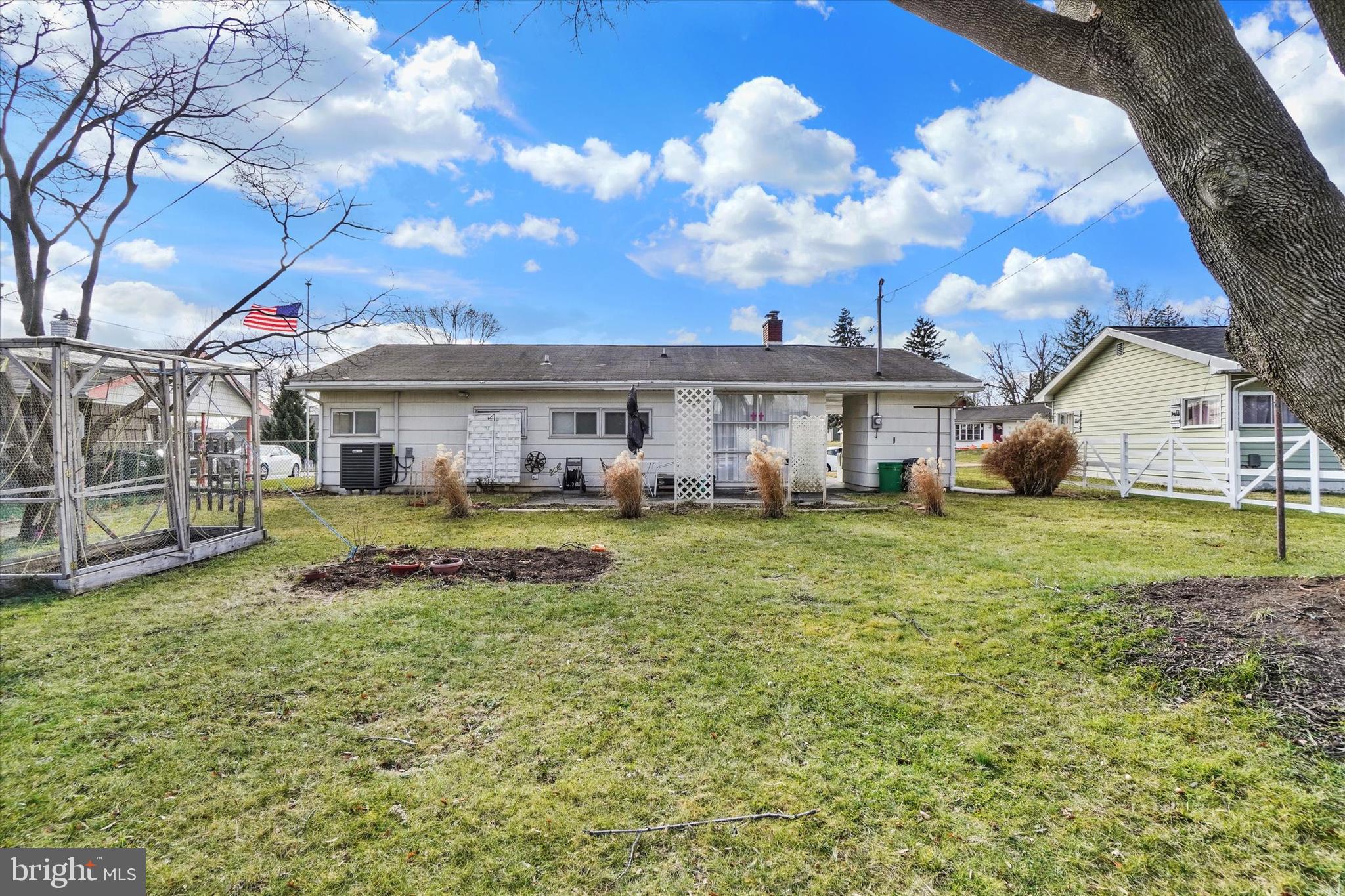 827 Fireside Road York, PA 17404 - Photo 17 of 21