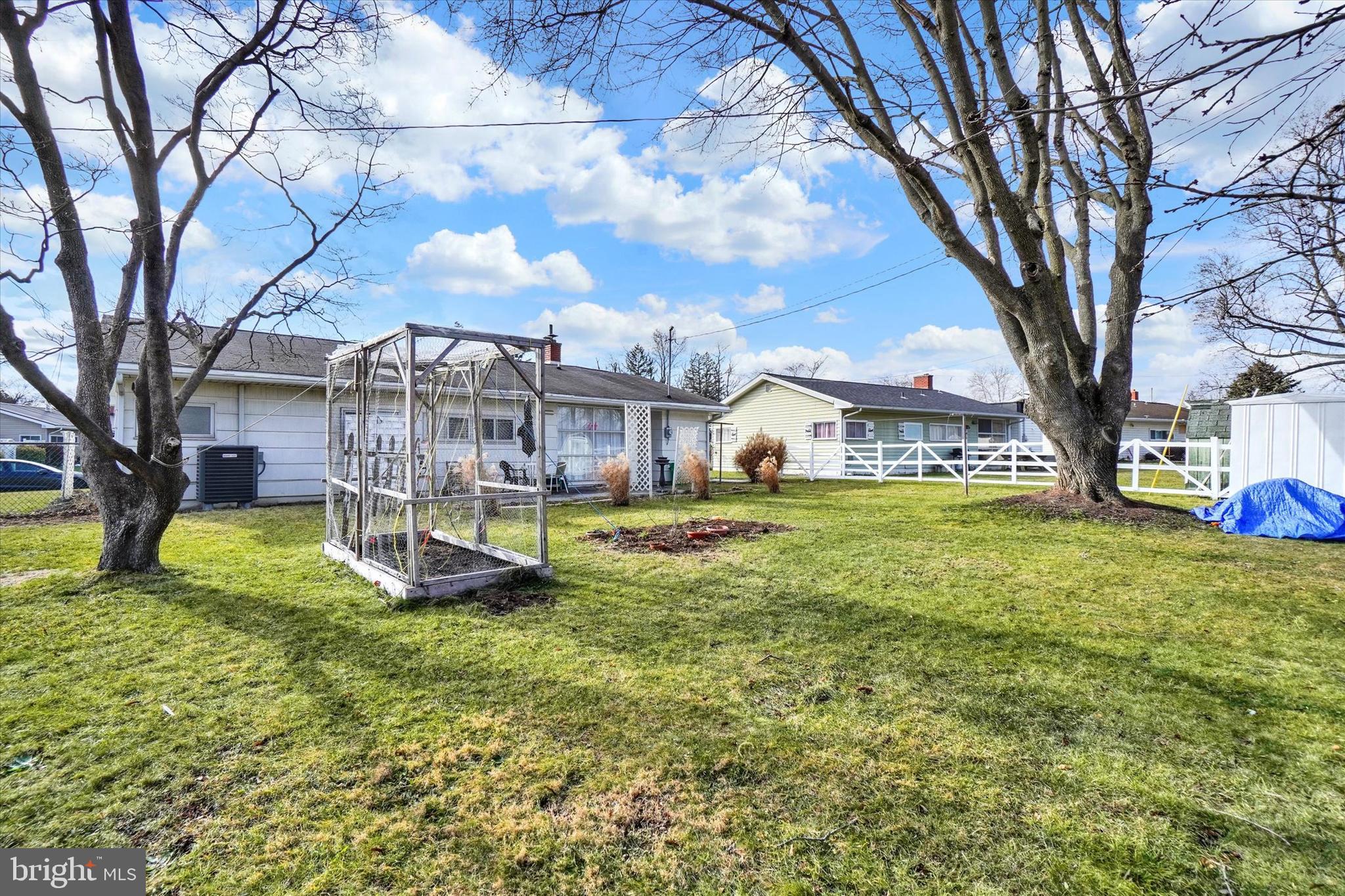 827 Fireside Road York, PA 17404 - Photo 18 of 21