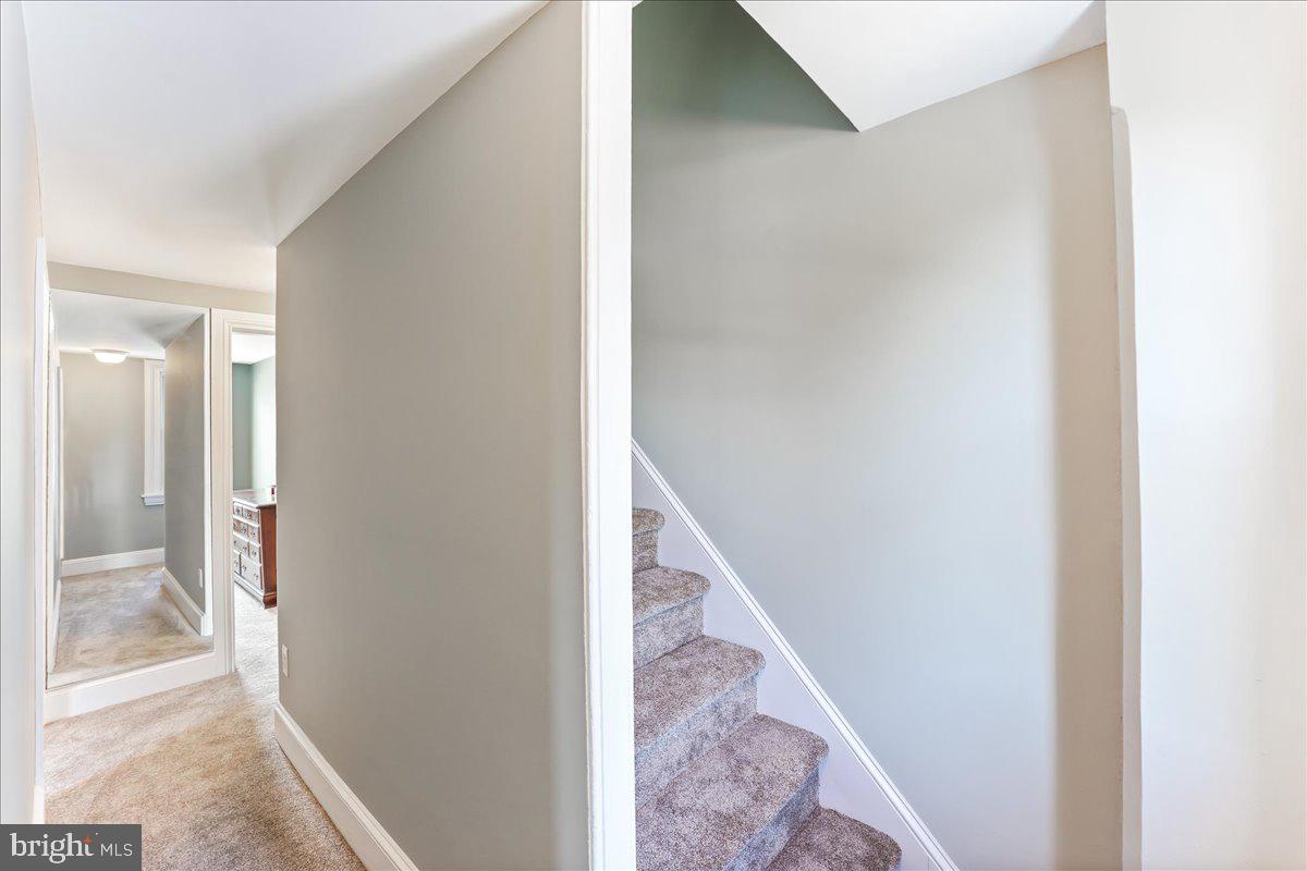 48 South Sproul Road Broomall, PA 19008 - Photo 12 of 26 Hallway
