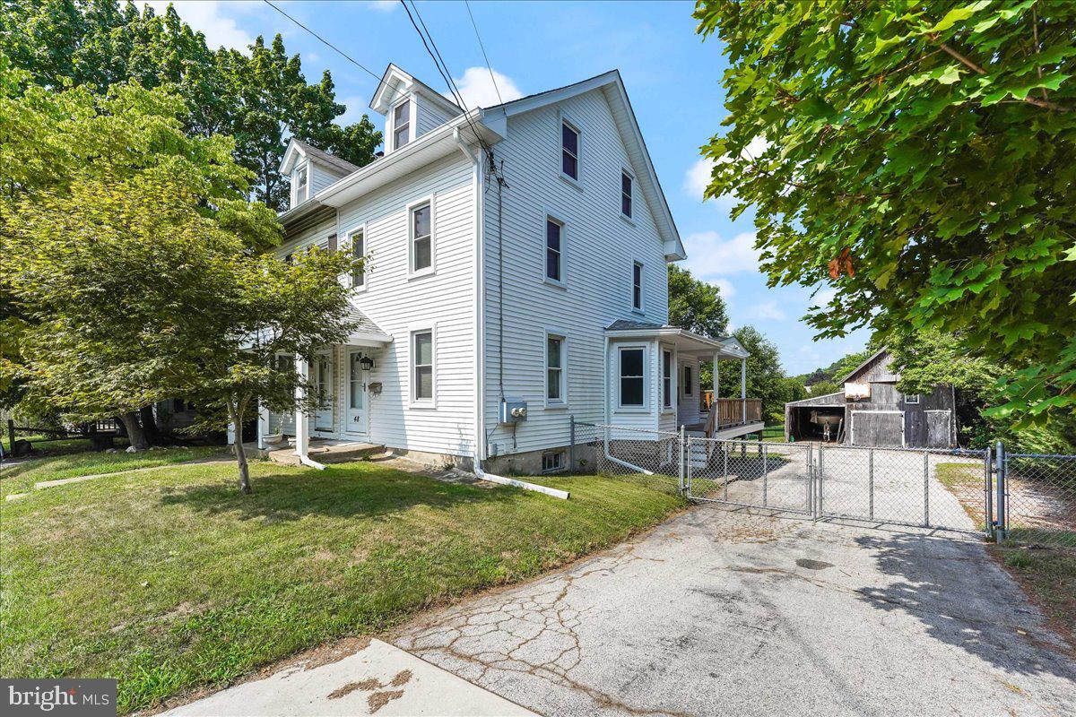 48 South Sproul Road Broomall, PA 19008 - Photo 2 of 26 Side View
