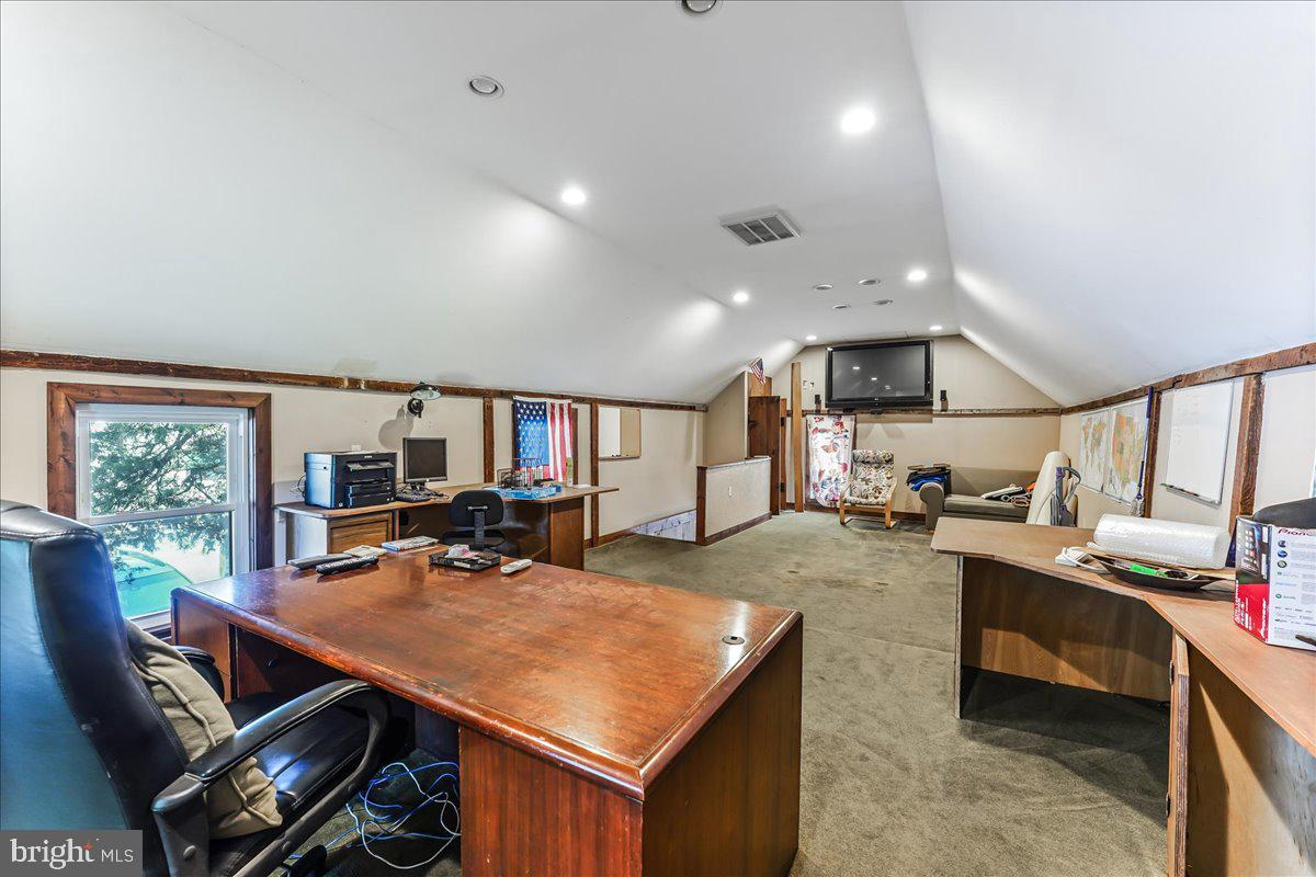 48 South Sproul Road Broomall, PA 19008 - Photo 24 of 26 TV/speakers come with property
