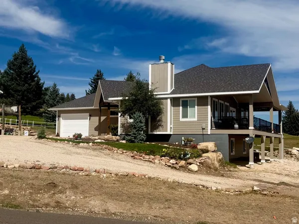 $725,000 | 9 Lake W Boulevard, Unit 1, Fish Haven, ID 83287