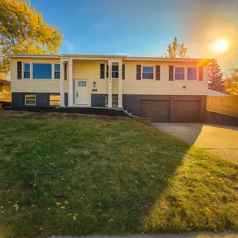 $414,900 | 2187 Walnut Avenue, Hanover Park, IL 60133