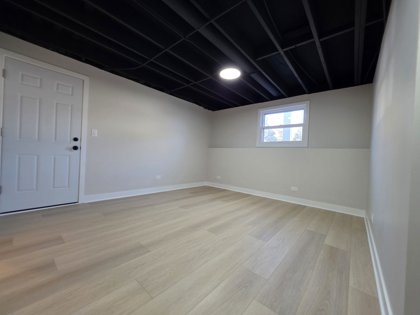 2187 Walnut Avenue Hanover Park, IL 60133 - Photo 28 of 38 a view of an empty room