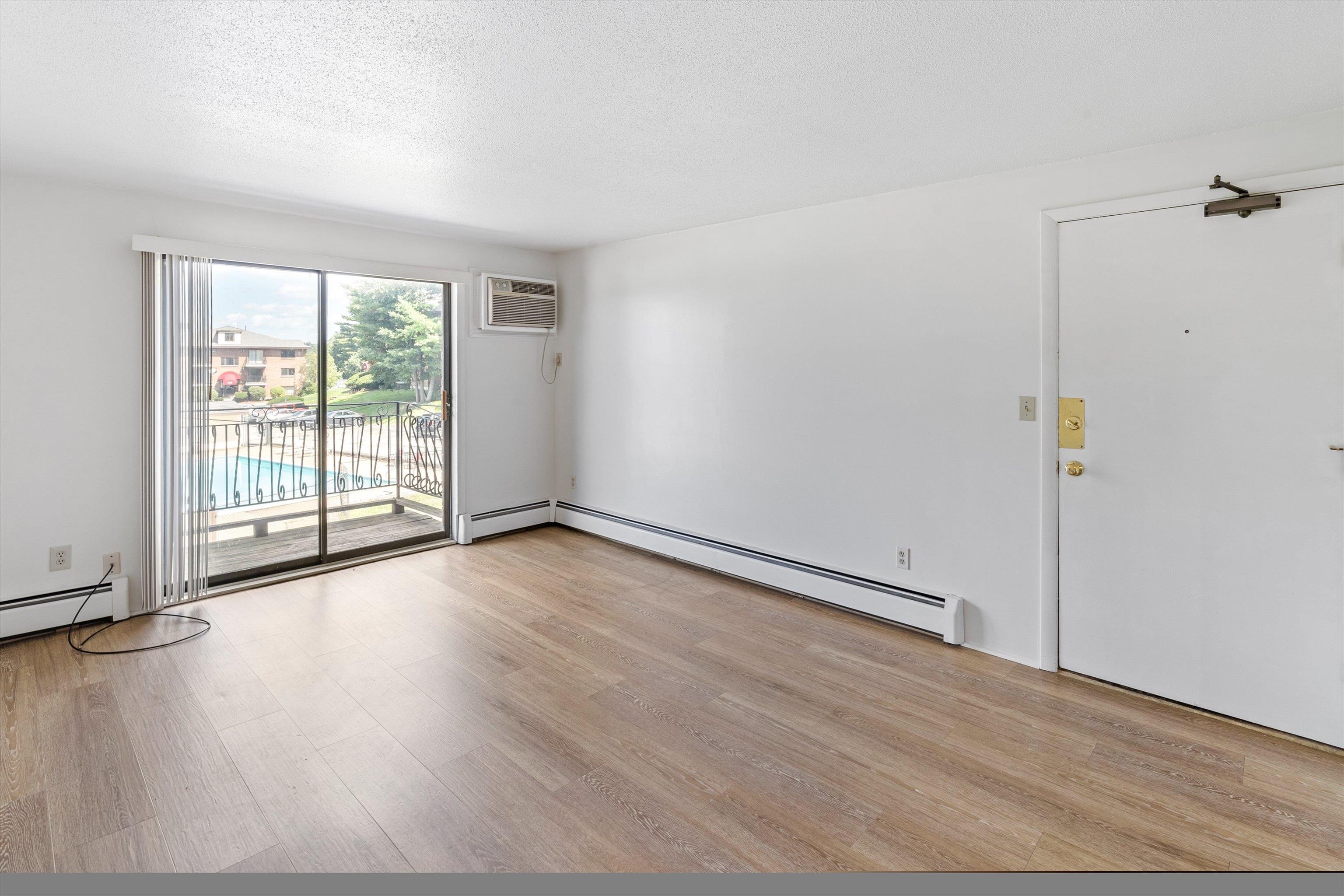 130 Mammoth Road, Unit 429 Hooksett, NH 03106 - Photo 6 of 25