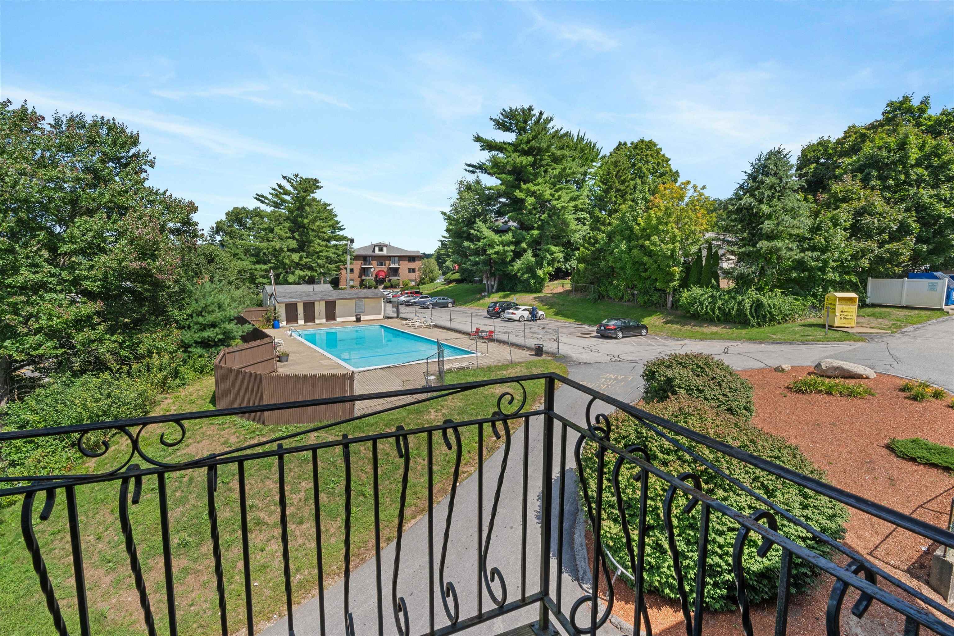 130 Mammoth Road, Unit 429 Hooksett, NH 03106 - Photo 9 of 25