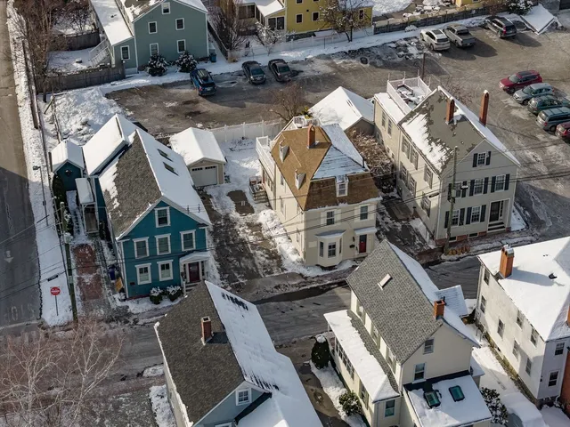 $999,999 | 44 Rogers Street, Portsmouth, NH 03801