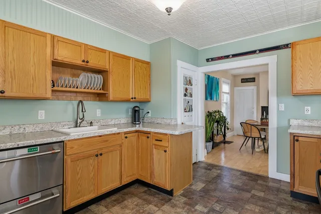 $999,999 | 44 Rogers Street, Portsmouth, NH 03801