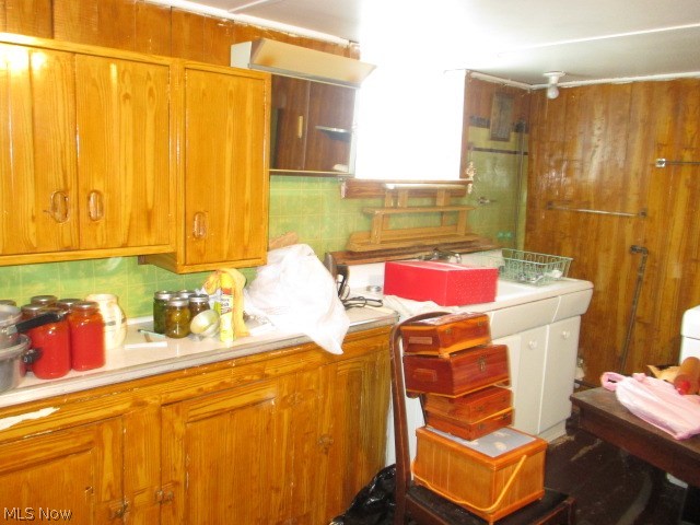 1613 Salt Springs Road Youngstown, OH 44509 - Photo 6 of 27