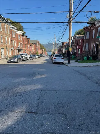 $700,000 | 121 Renwick Street, Newburgh, NY 12550