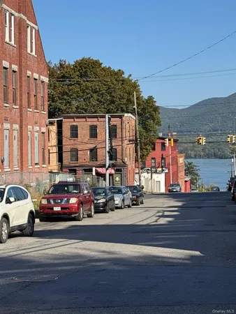 $700,000 | 121 Renwick Street, Newburgh, NY 12550