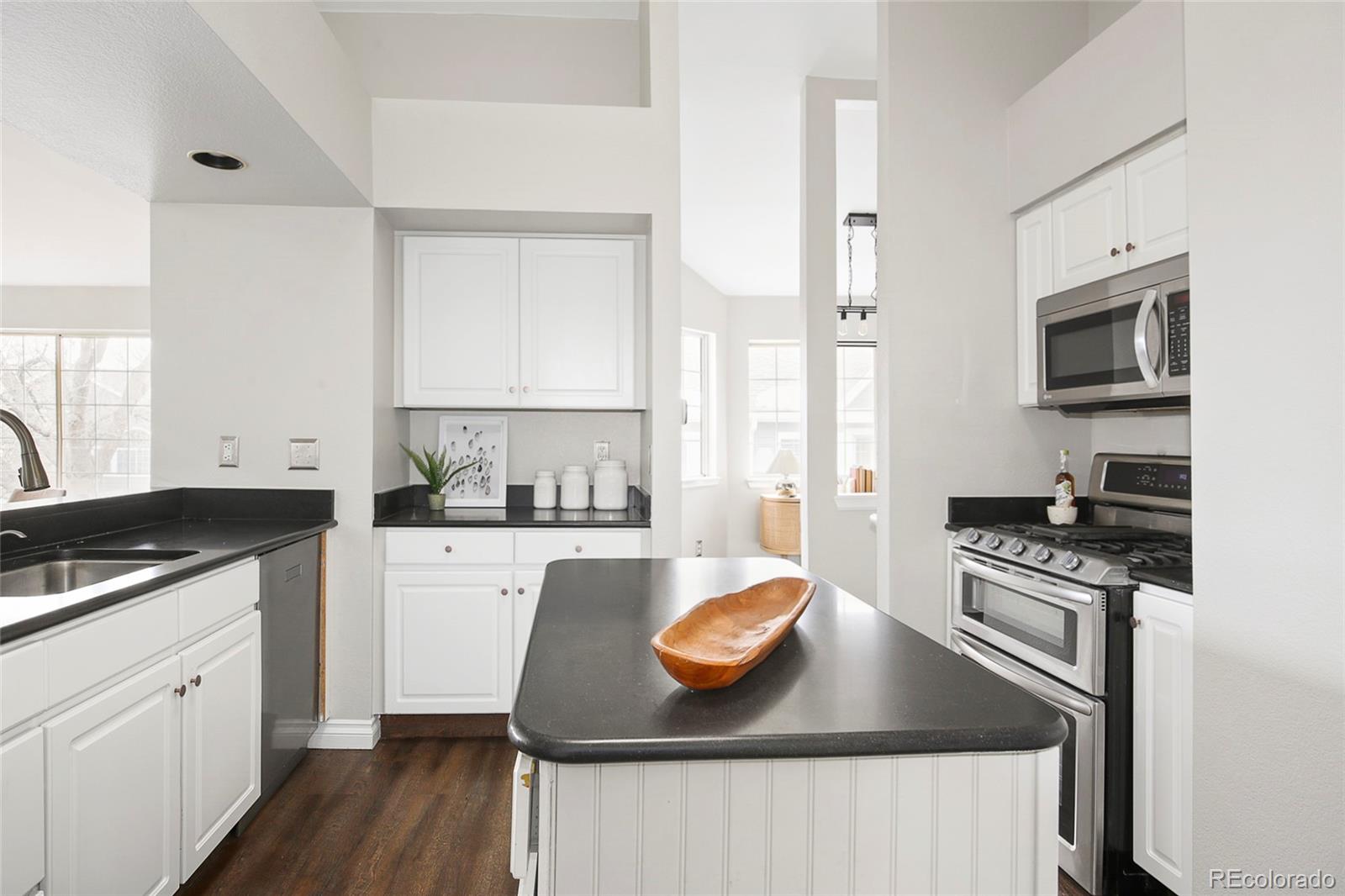 6830 West 84th Circle, Unit 6 Arvada, CO 80003 - Photo 10 of 35