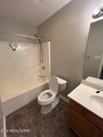 $1,900 | 5240 Avery Woods Lane, Knoxville, TN 37921