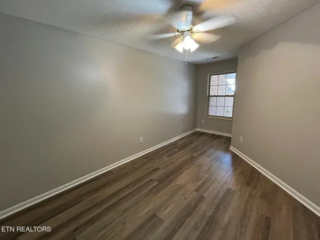 $1,900 | 5240 Avery Woods Lane, Knoxville, TN 37921