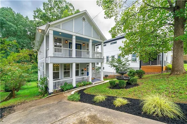 $425,000 | 2010 Cambridge Avenue, Atlanta, GA 30337
