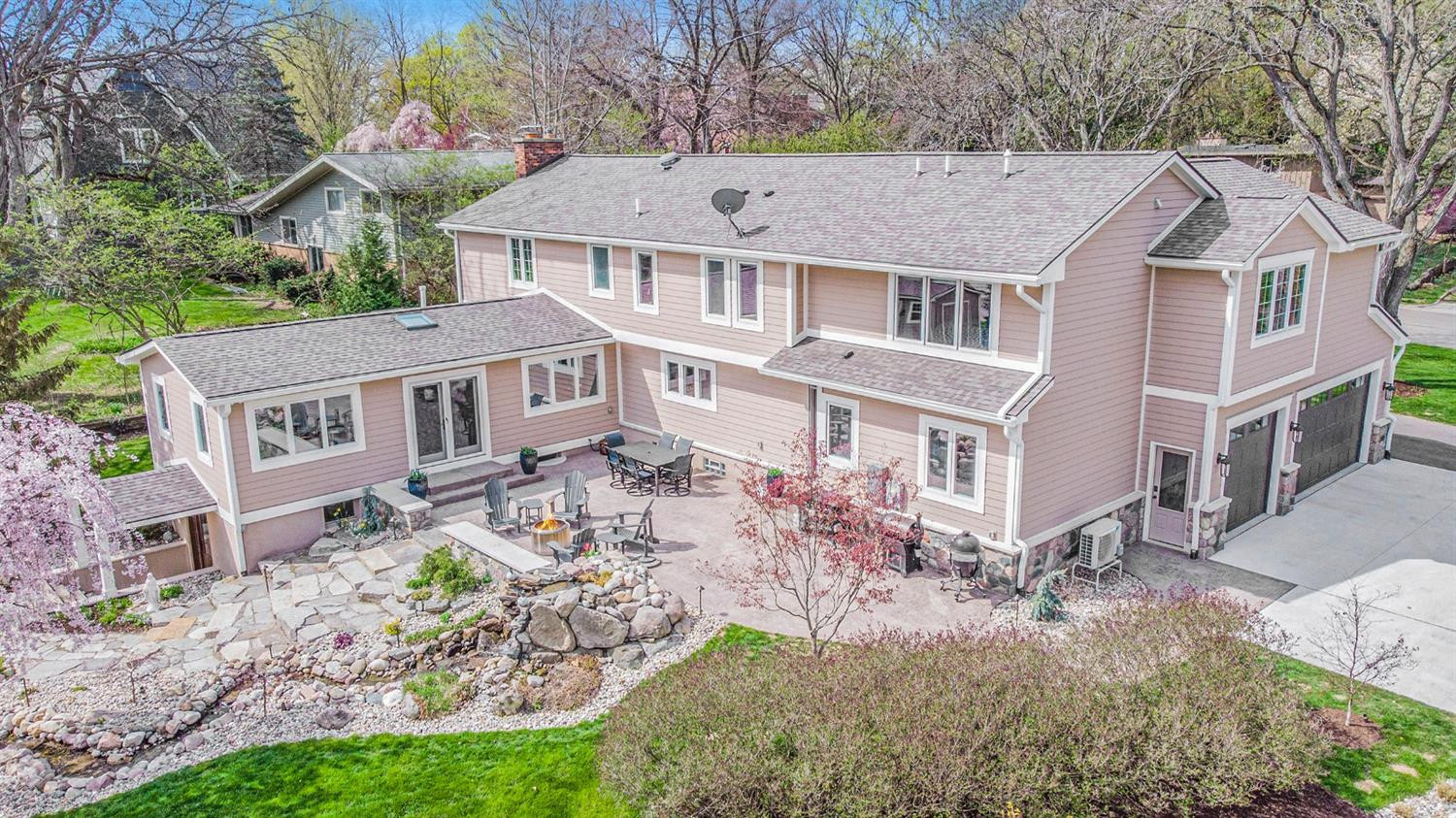 2505 Londonderry Road Ann Arbor, MI 48104 - Photo 3 of 72 Photo 3