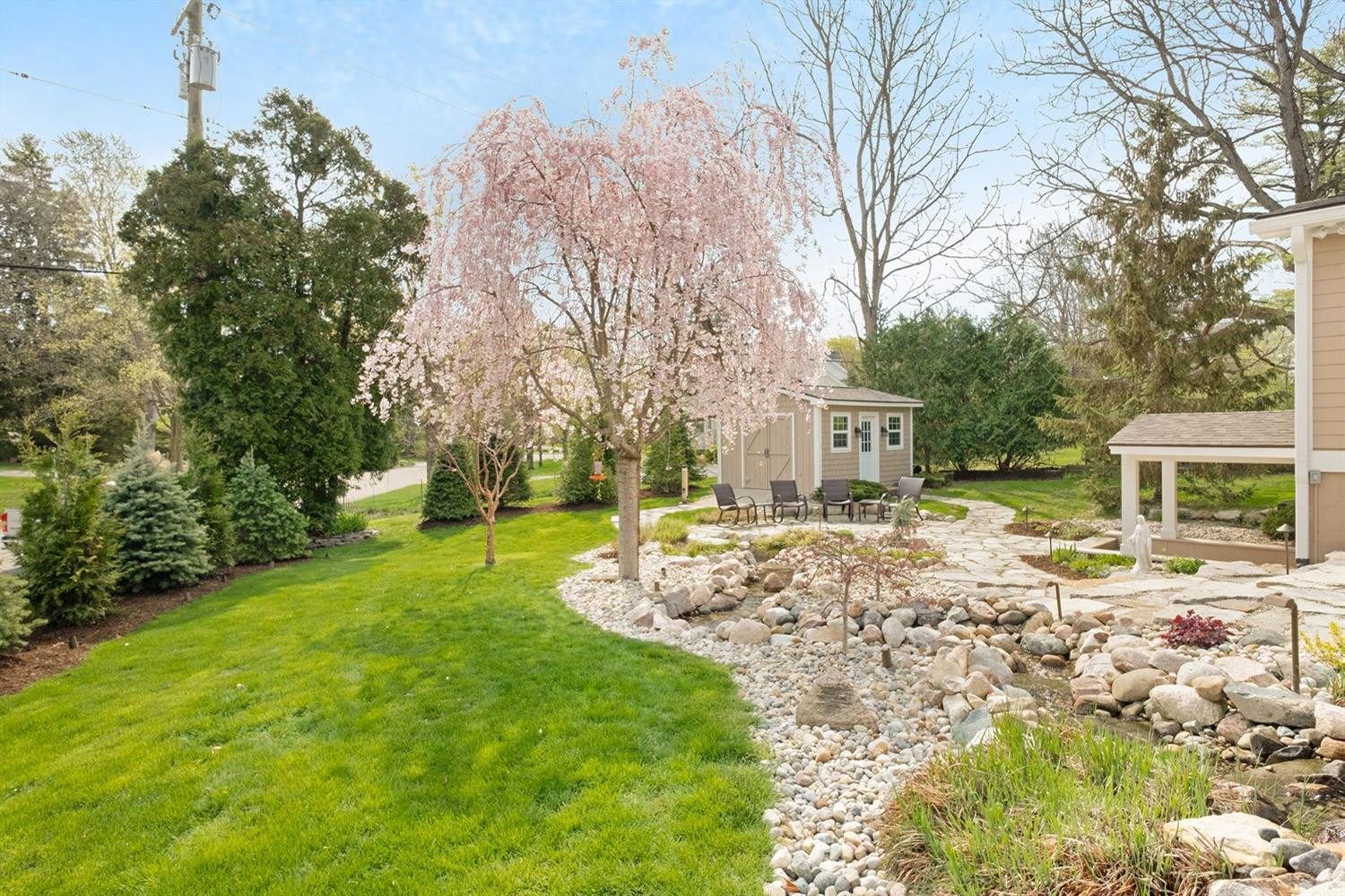 2505 Londonderry Road Ann Arbor, MI 48104 - Photo 9 of 72 Photo 9