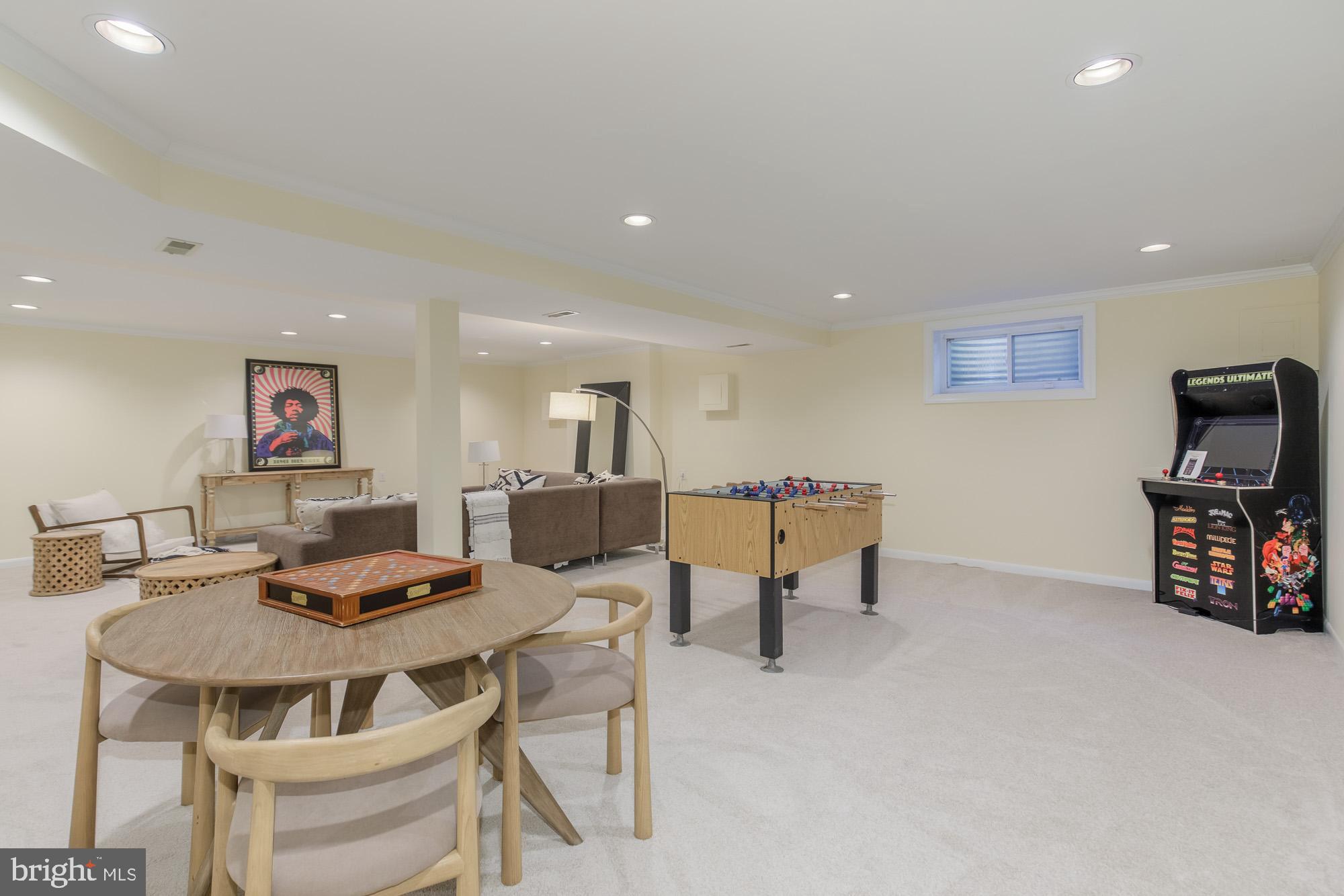 6337 Lenox Road Bethesda, MD 20817 - Photo 37 of 54