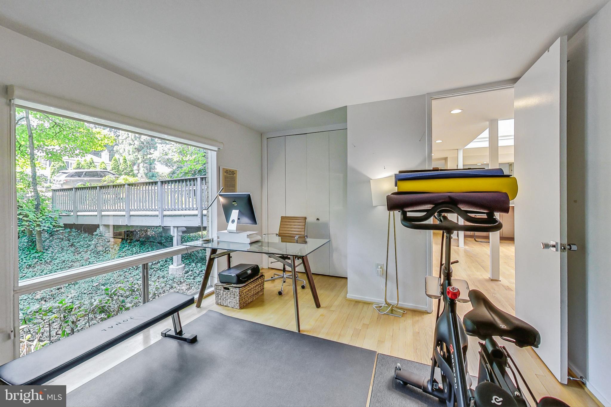 1205 Dale Drive Silver Spring, MD 20910 - Photo 14 of 46 Main level office or bedroom