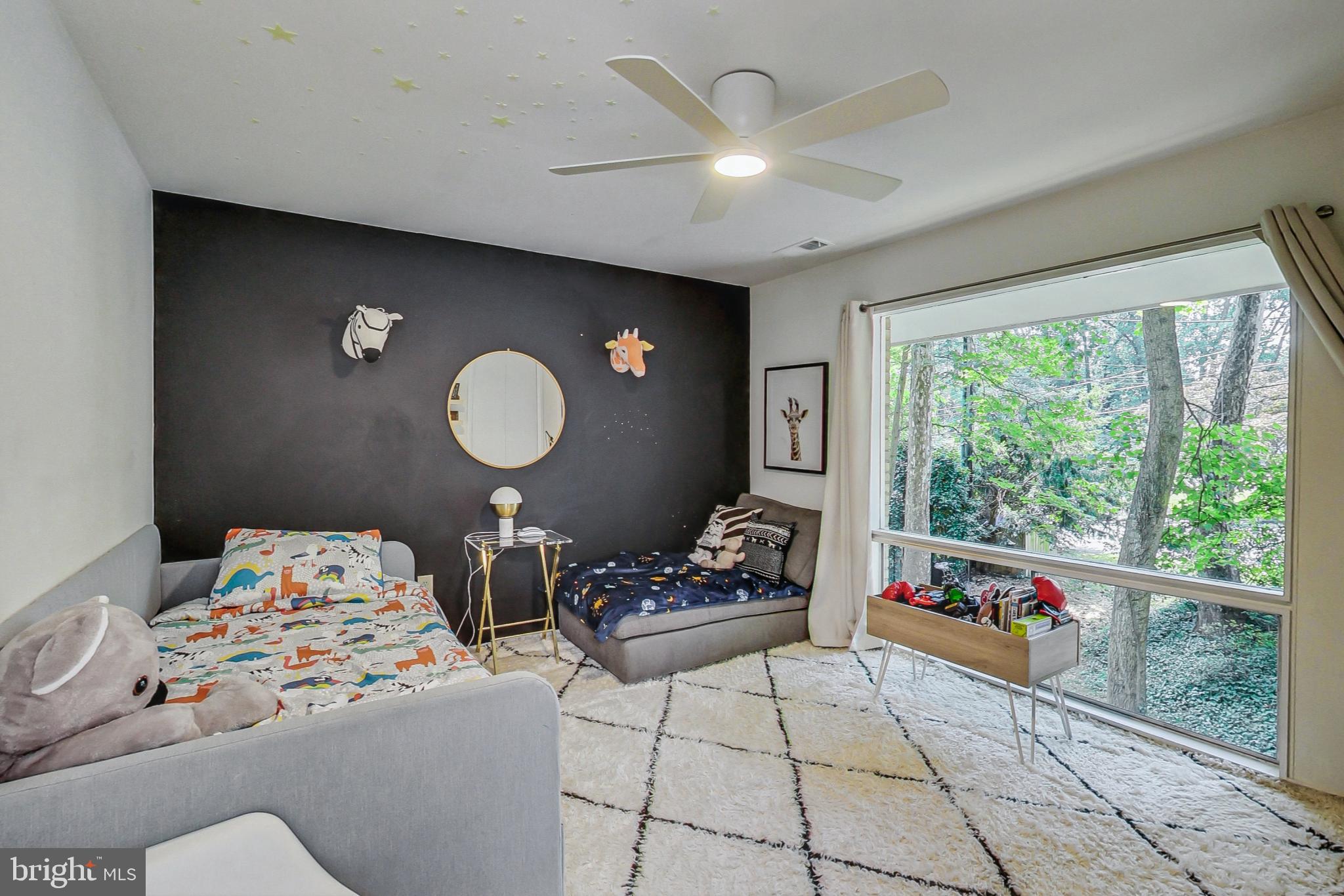 1205 Dale Drive Silver Spring, MD 20910 - Photo 25 of 46 Bedroom 4 with chalkboard accent wall