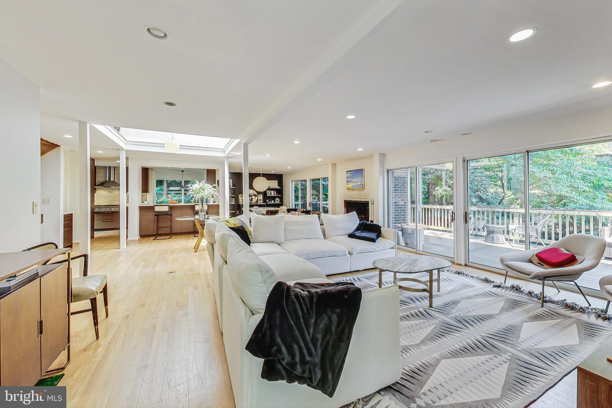 1205 Dale Drive Silver Spring, MD 20910 - Photo 3 of 46 Perfect sightlines and flow plus divided spaces